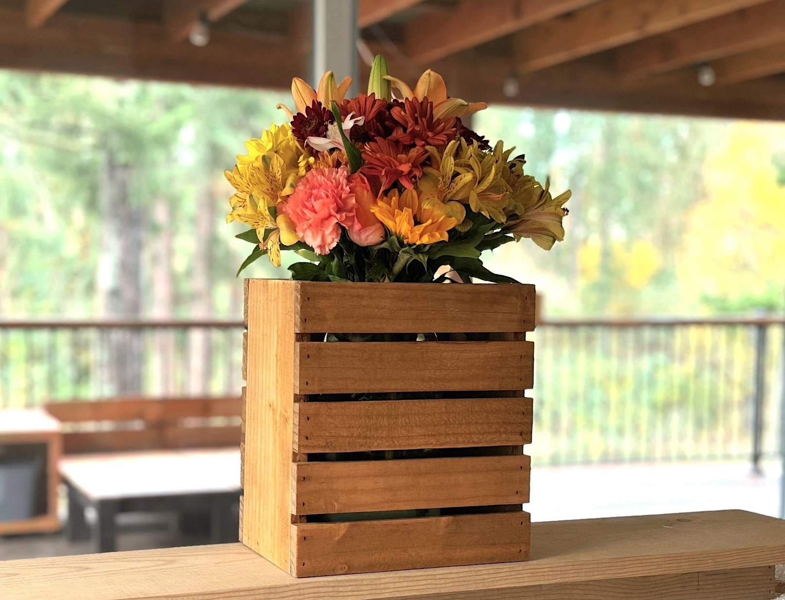 Crate Vase Holder Using 1 Cedar Fence Picket - Image 1