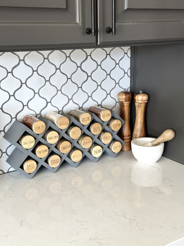 How to Build a DIY Countertop Spice Rack woodworking plan