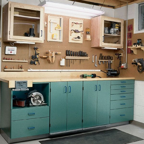Woodworking Project Paper Plan to Build Full-Service Workbench - Image 1