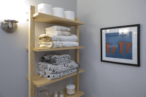 Bathroom Storage Shelves woodworking plan