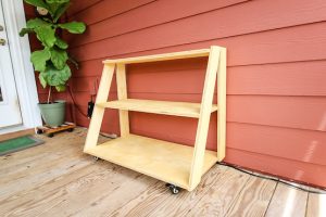 DIY Three-tiered Rolling Plant Stand woodworking plan