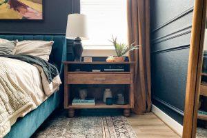 Wide Nightstand with Drawer woodworking plan