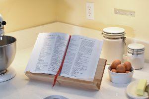 Cookbook Stand woodworking plan