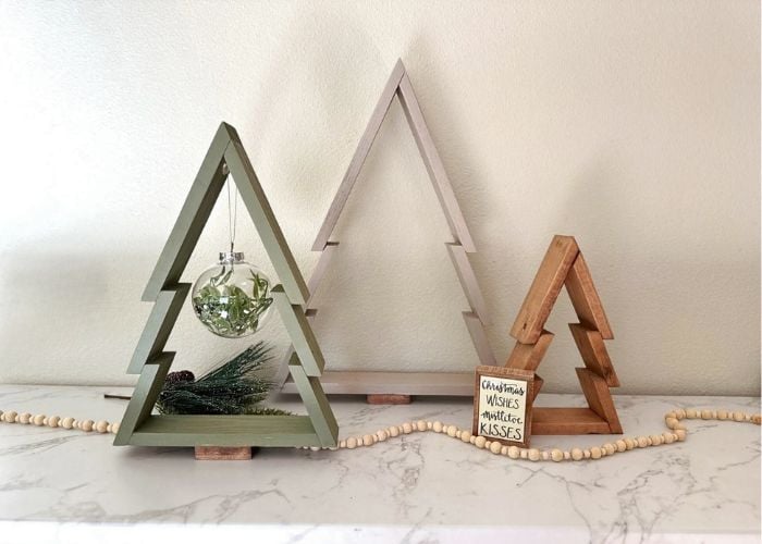 Wood Christmas Tree Decor DIY - Image 1