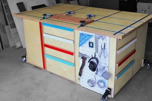 Workbench Assembly Table w/ LOTS of Storage woodworking plan