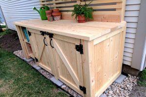 Potting Bench with Hidden Garbage Enclosure woodworking plan