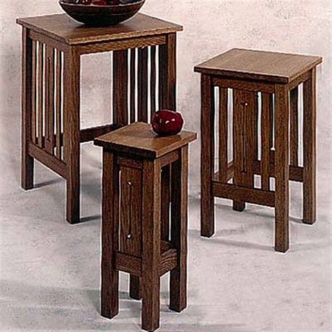 Woodworking Project Paper Plan to Build Arts and Crafts Nesting Tables - Image 1