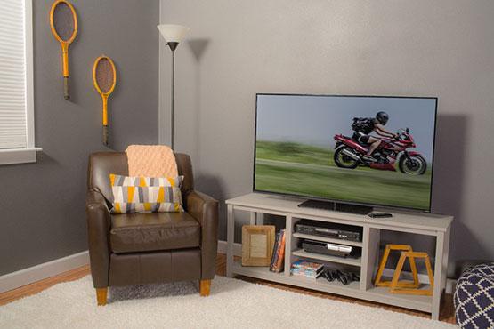 DIY TV Stand – Easy-To-Build TV Stand - Image 1