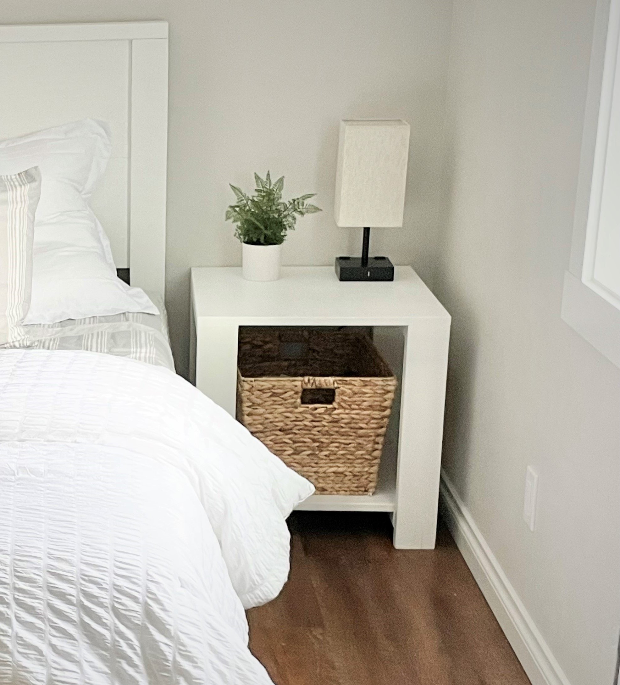 Side Table or Nightstand [Super Simple Collection] - Image 1