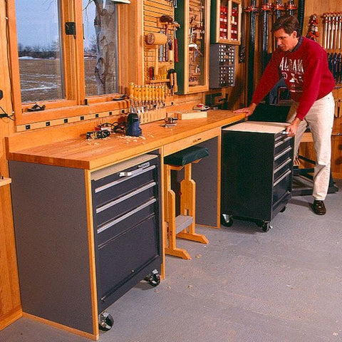 Woodworking Project Paper Plan to Build Space-Saving Workbench - Image 1