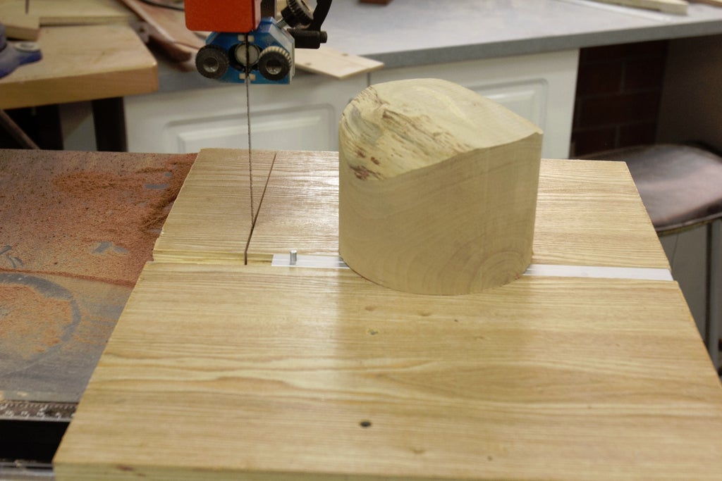 Bandsaw Circle Cutting Jig - Image 1