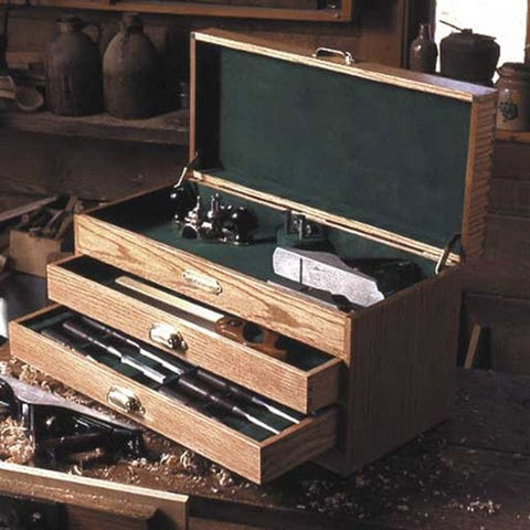 Woodworking Project Paper Plan to Build Woodworkers Tool Chest - Image 1