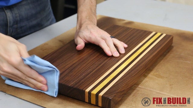 Custom Cutting Board From Scrap Wood woodworking plan