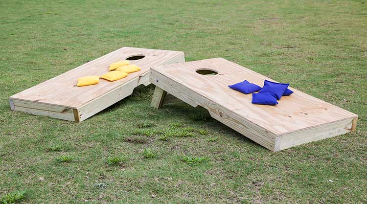 Cornhole woodworking plan