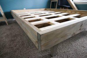 Modern Platform Bed - Image 1