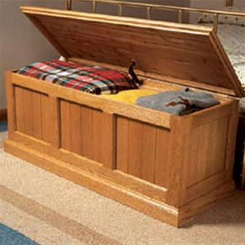 Woodworking Project Paper Plan to Build Cedar-Lined Oak Chest - Image 1