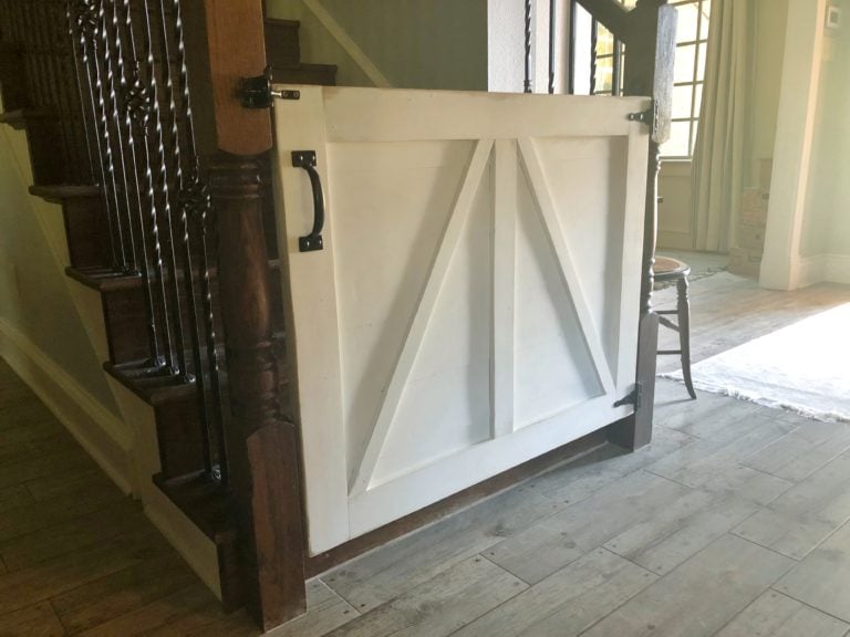 DIY Farmhouse Baby Gate or Pet Gate woodworking plan