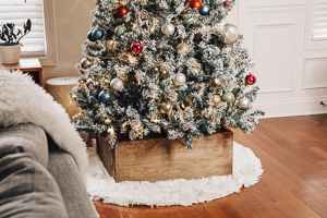 DIY Wooden Christmas Tree Collar woodworking plan