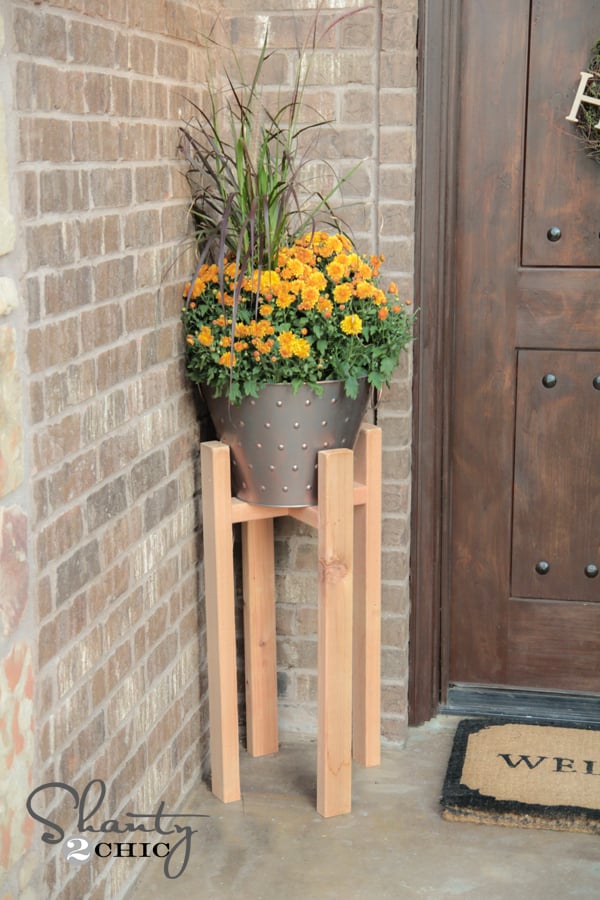 DIY Plant Stand - Image 1