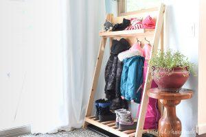 Fold-Away Mudroom woodworking plan