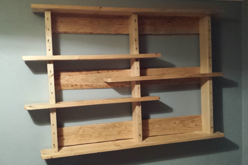 Pallet Shelves. No Big Tools woodworking plan