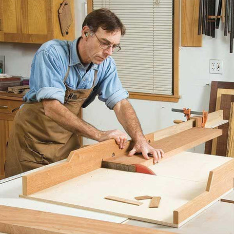 Woodworking Project Paper Plan to Build Dead On Accurate Crosscut Sled - Image 1