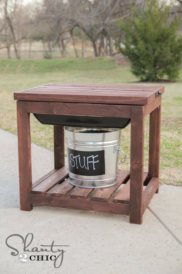 DIY Sandbox Table woodworking plan